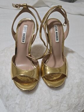Steve Madden Metallic Gold Strappy Open-Toe Heels